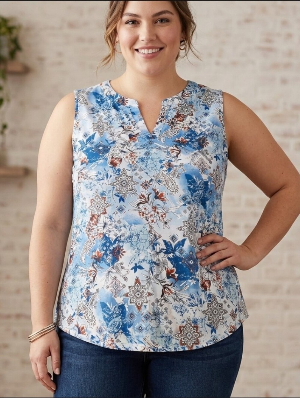 Stem & Vine Womens 2X Blue Floral Sleeveless V Neck Top